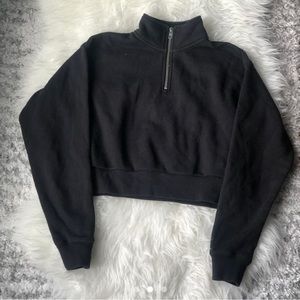 ARITZIA / TNA - Black Cropped Quarter Zip Sweater / Sweatshirt